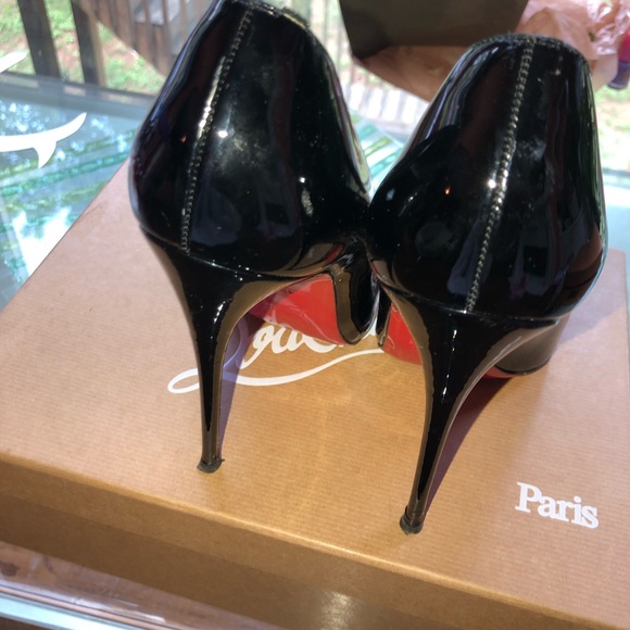 Christian Louboutin So Kate Heels - Picture 4 of 6